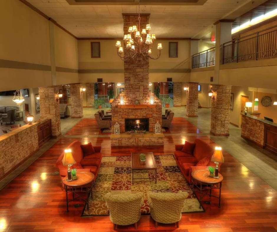 Top 10 Hotel in Pigeon Forge The Ramsey Hotel